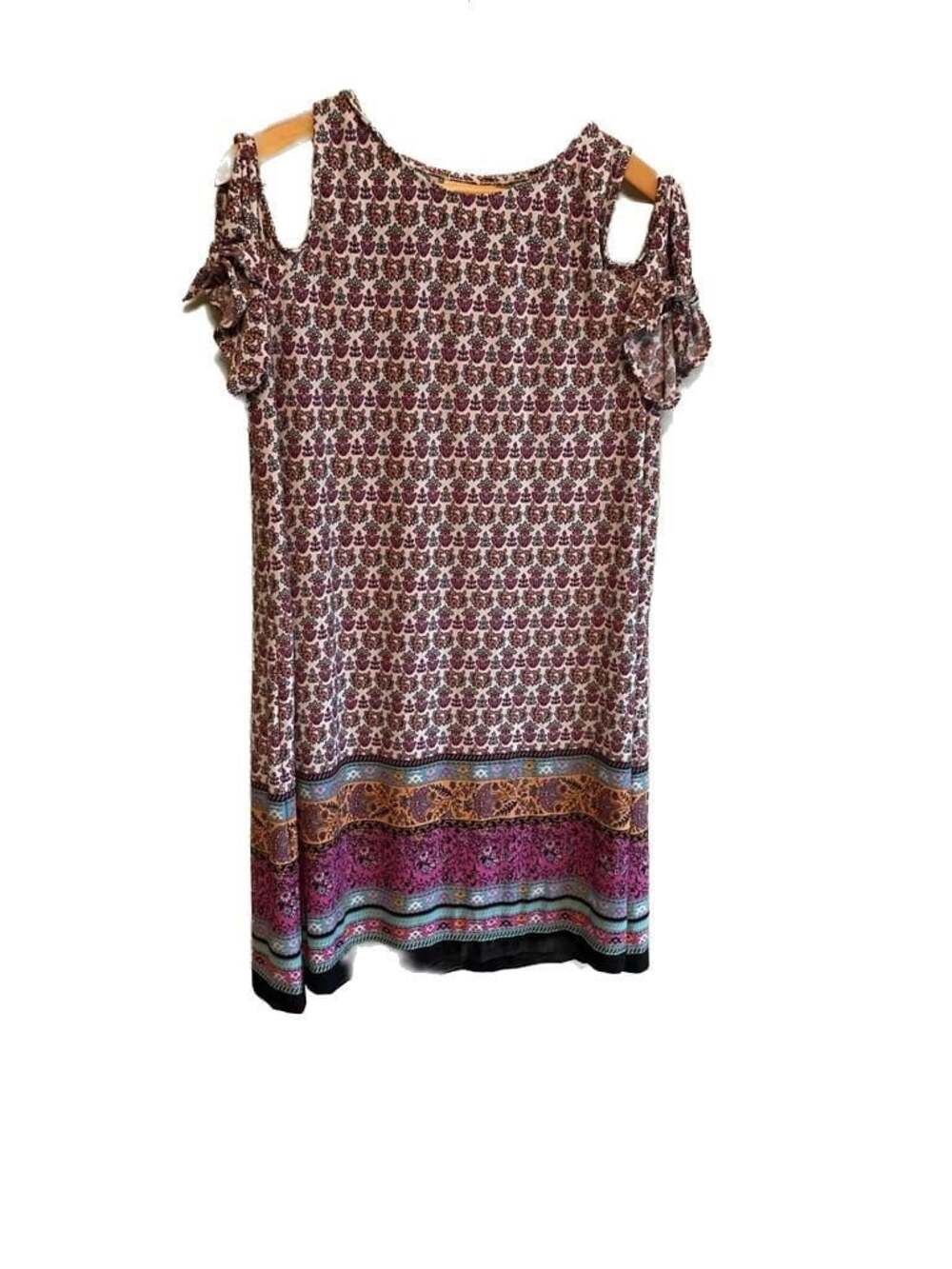 Beige by ECI Boho Floral Cold-Shoulder Shift Dress, Boho Vacation‎ Ware